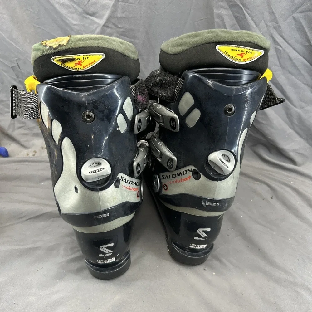 Snow Boots Solomon 9.5‎